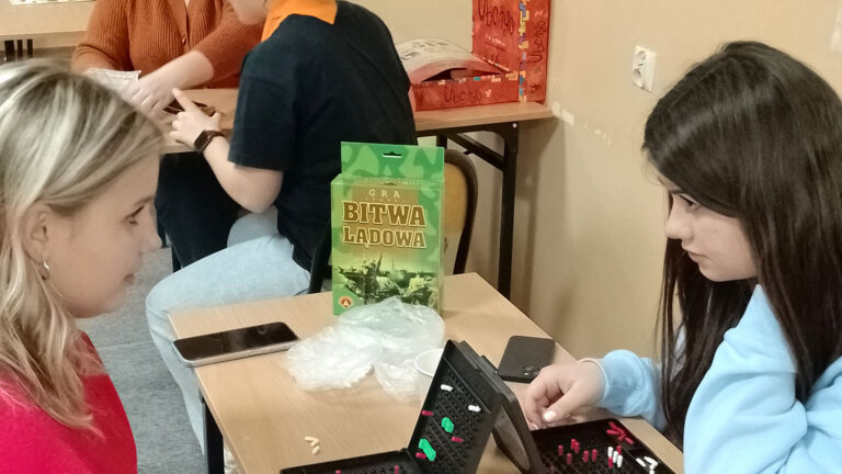 Bajkowa noc w szkole