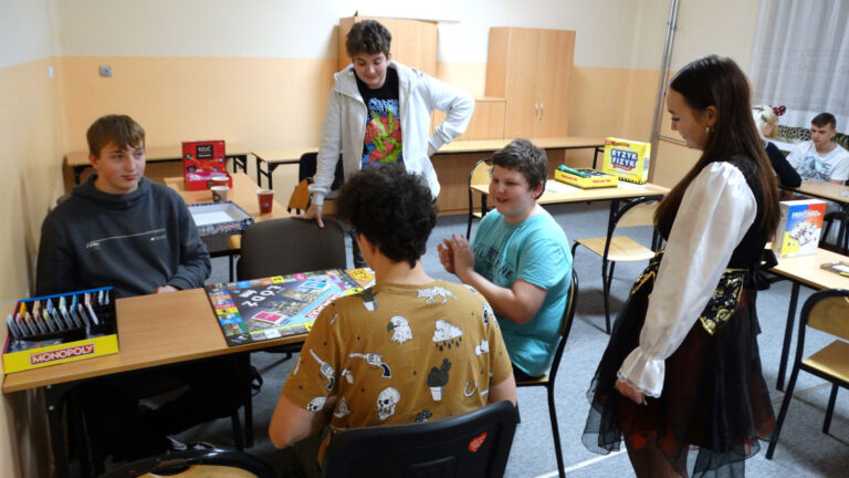 Bajkowa noc w szkole