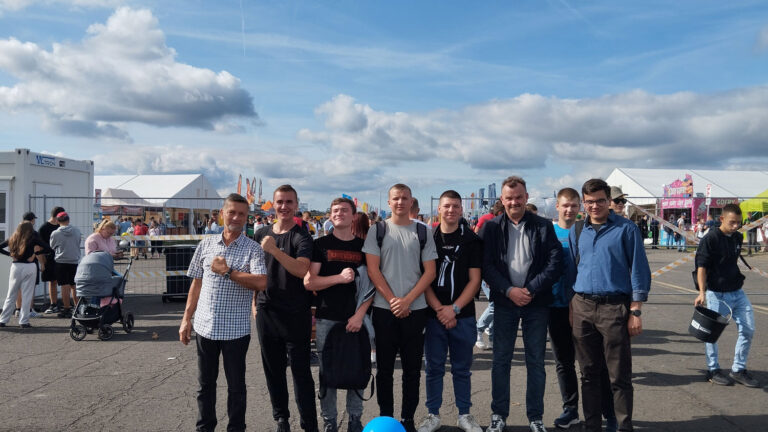 Wycieczka na AGRO-SHOW 2025 w Bednarach